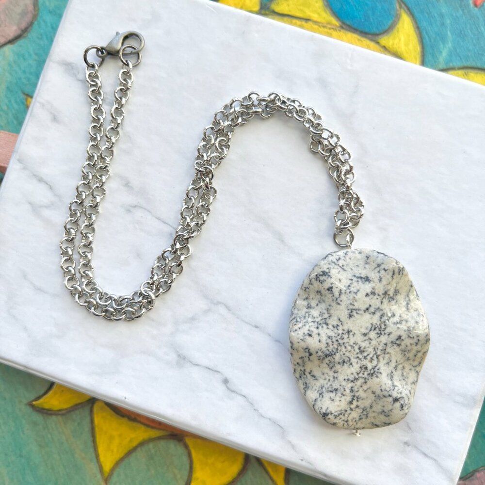 White Black Speckled Stone Oval Pendant on Silver Chain Necklace